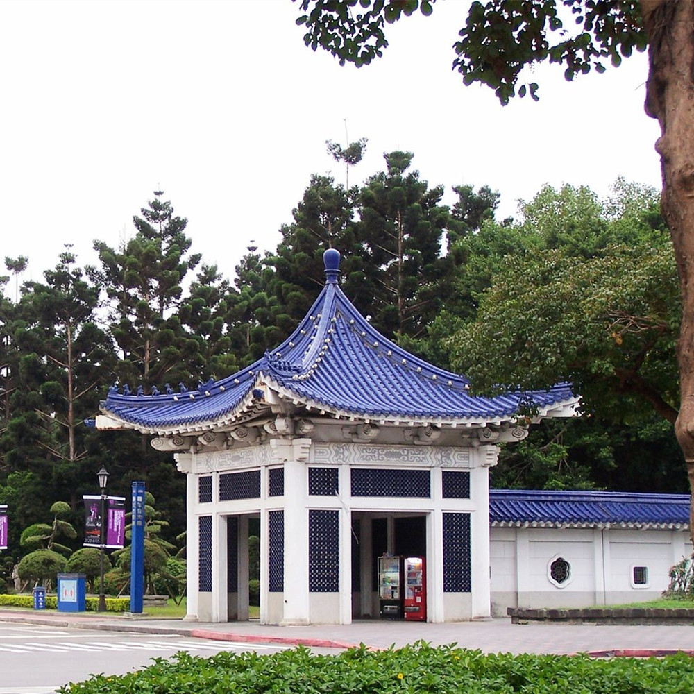 Chinese Design Style Direct Supply of Cobalt Blue Ceramic Roofing Tiles with Traditional Chinese Pagoda Roof Design
