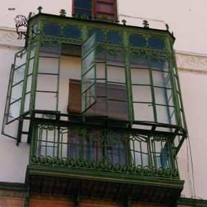  Wrought Iron Bay Window Green Metal Sun Room Glass Window Modern Popular Design Villa Houses Manufactures