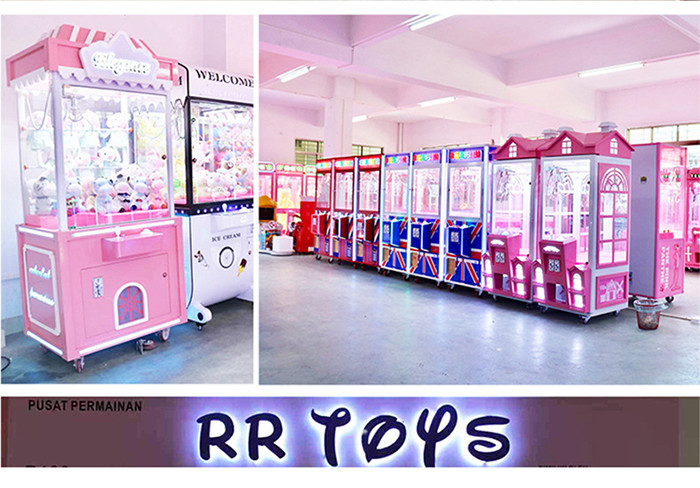 Coin Pusher 3 Players Gift Crane Game Machine Indoor Pink