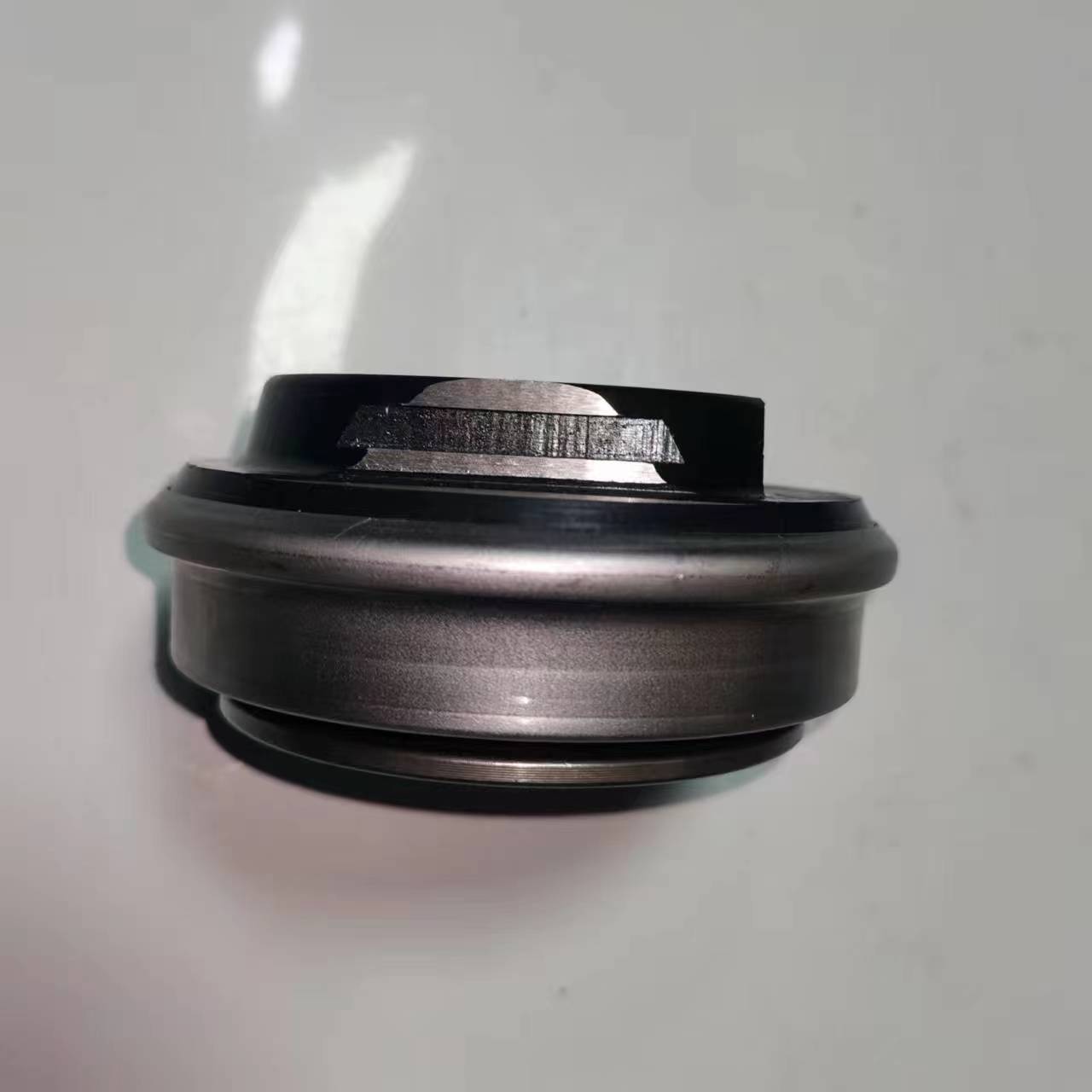 Shaanqi Heavy Truck Transmission Iron Release Bearing Assembly 85CT5740F3 85CT5740F2