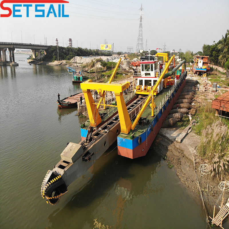 Diesel Engine Power Cutter Suction Sand Dredging Equipment for River