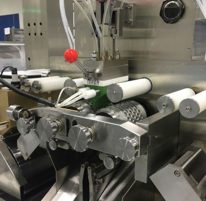 80-1500 Pcs/min Filling Speed 4 Inch Small Softgel Machine With And 220V/380V/50HZ/60HZ Voltage