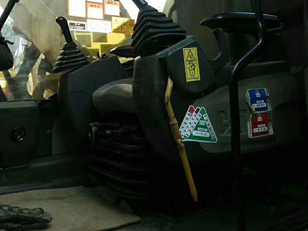 Ready Stock! wholesale price japan CAT324Dcrawler used caterpillar excavator, japanese used cat Crawler Excavators CAT 303 Caterpillar in stock cat