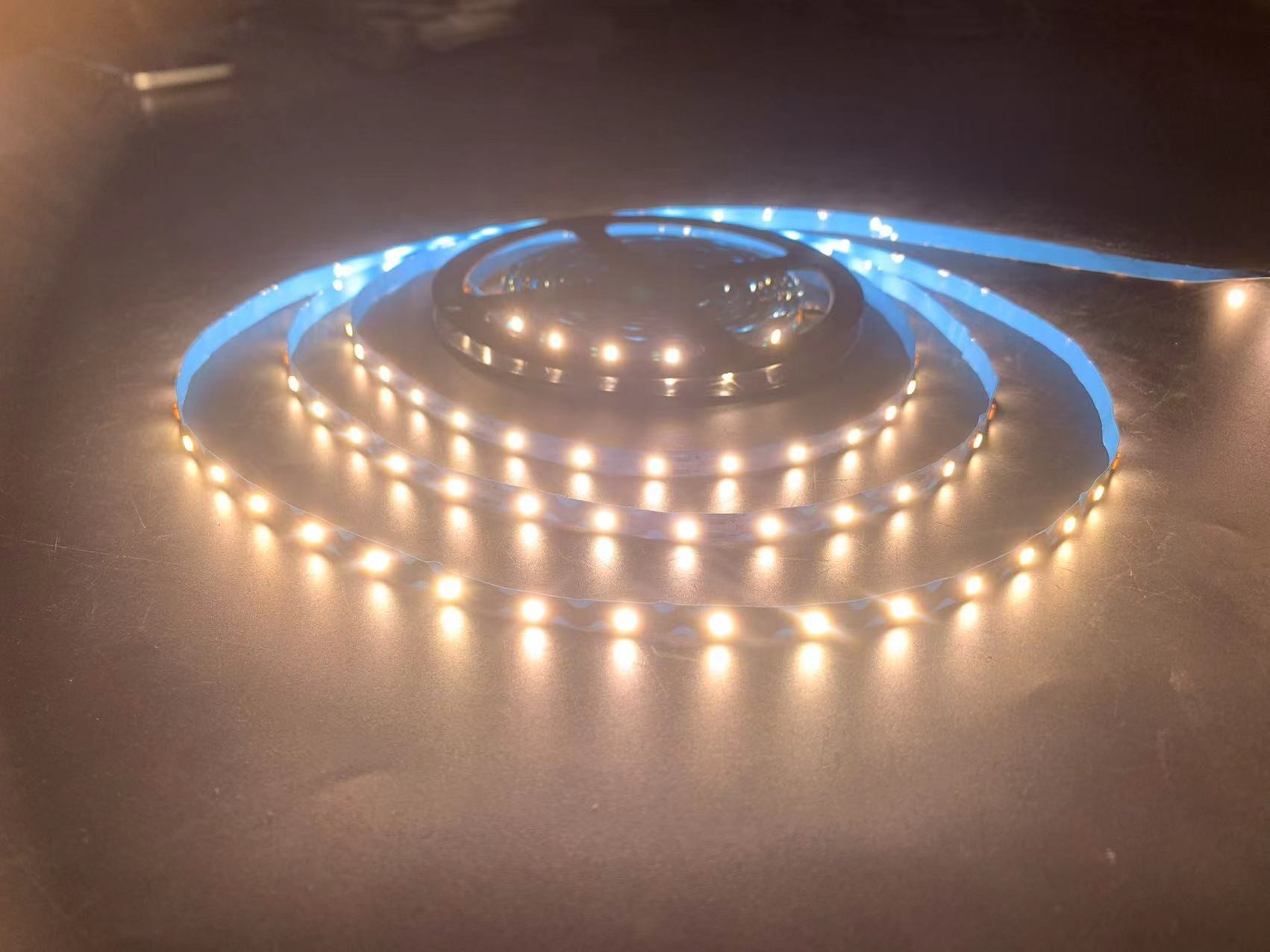 IP60 42D Flexible LED Strip Lights SMD2835 Monochrome LED T-Shaped Lamp Belt