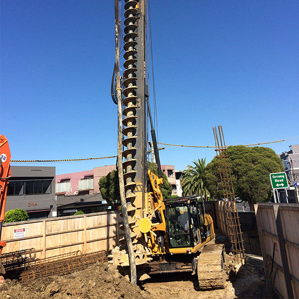 KR125M CFA Hydraulic Rotary Piling Rig Machine With 60 KN Pull 60 M/Min Speed Auxiliary Winch Line Max. Diameter 700 Mm