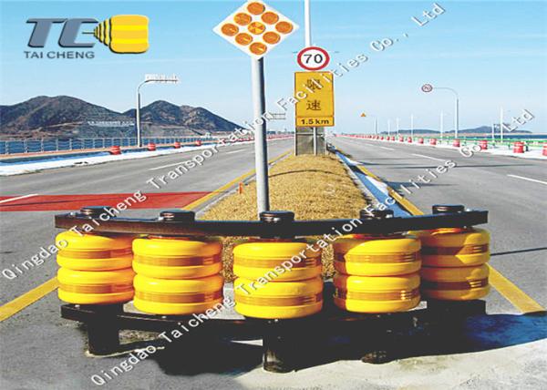Traffic Plastic Pliable Barrier Spiral Staircase Rotating Anticollision Highway