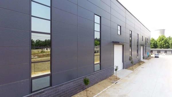 Q345B Material Garage Steel Frame , Industrial Garage With Colored Steel
