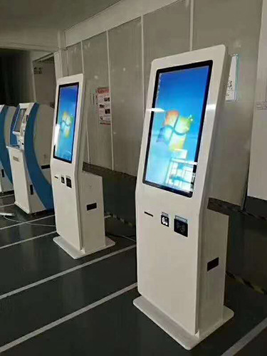  TFT 1920*1080 400cd/㎡ 43&quot; Interactive Touch Screen Kiosk Manufactures