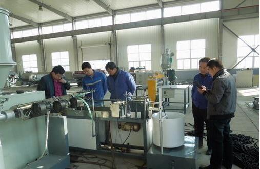 Electrical Flexible Cable Protection Plastic Extrusion Line Cable Conduit CE