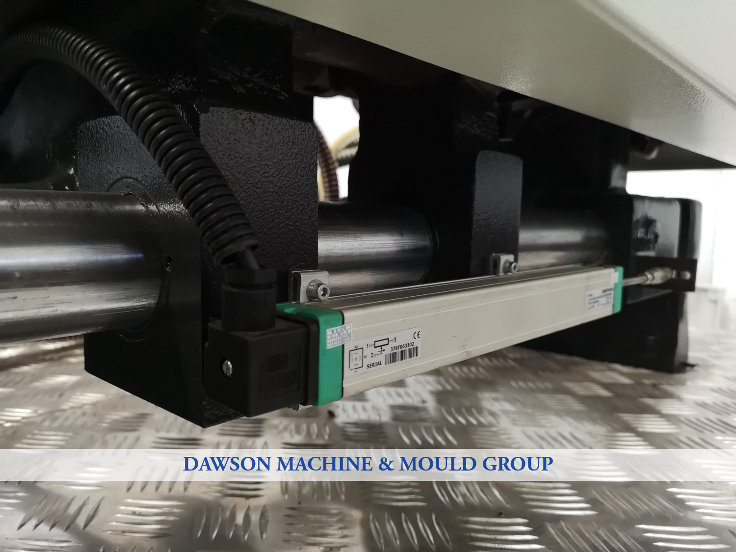 Small Vaccine Bottle Automatic Injection And Blow Molding Machine High Speed