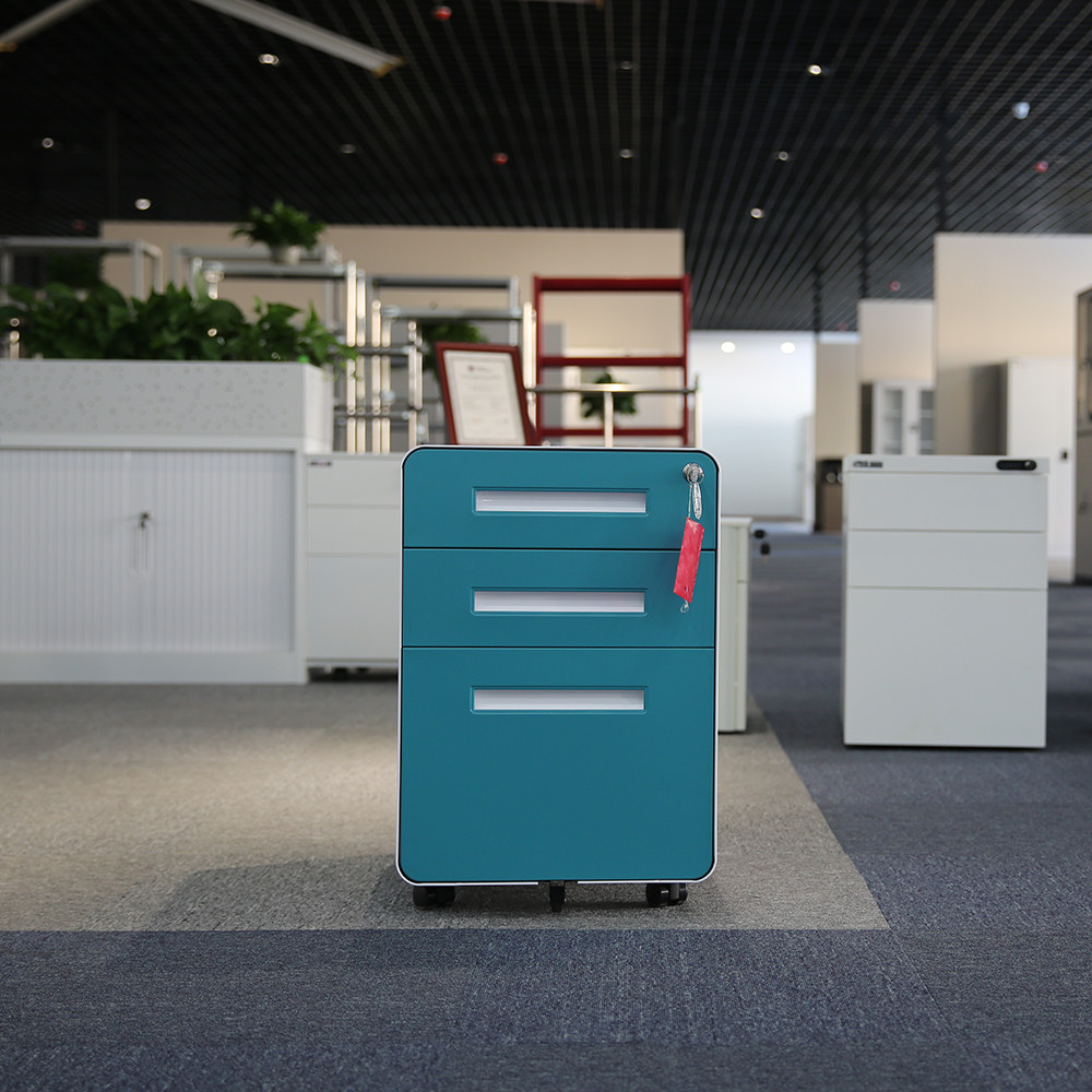ISO14001 ISO18000 Round Edge Steel Mobile Pedestals 156cm With Three Drawers