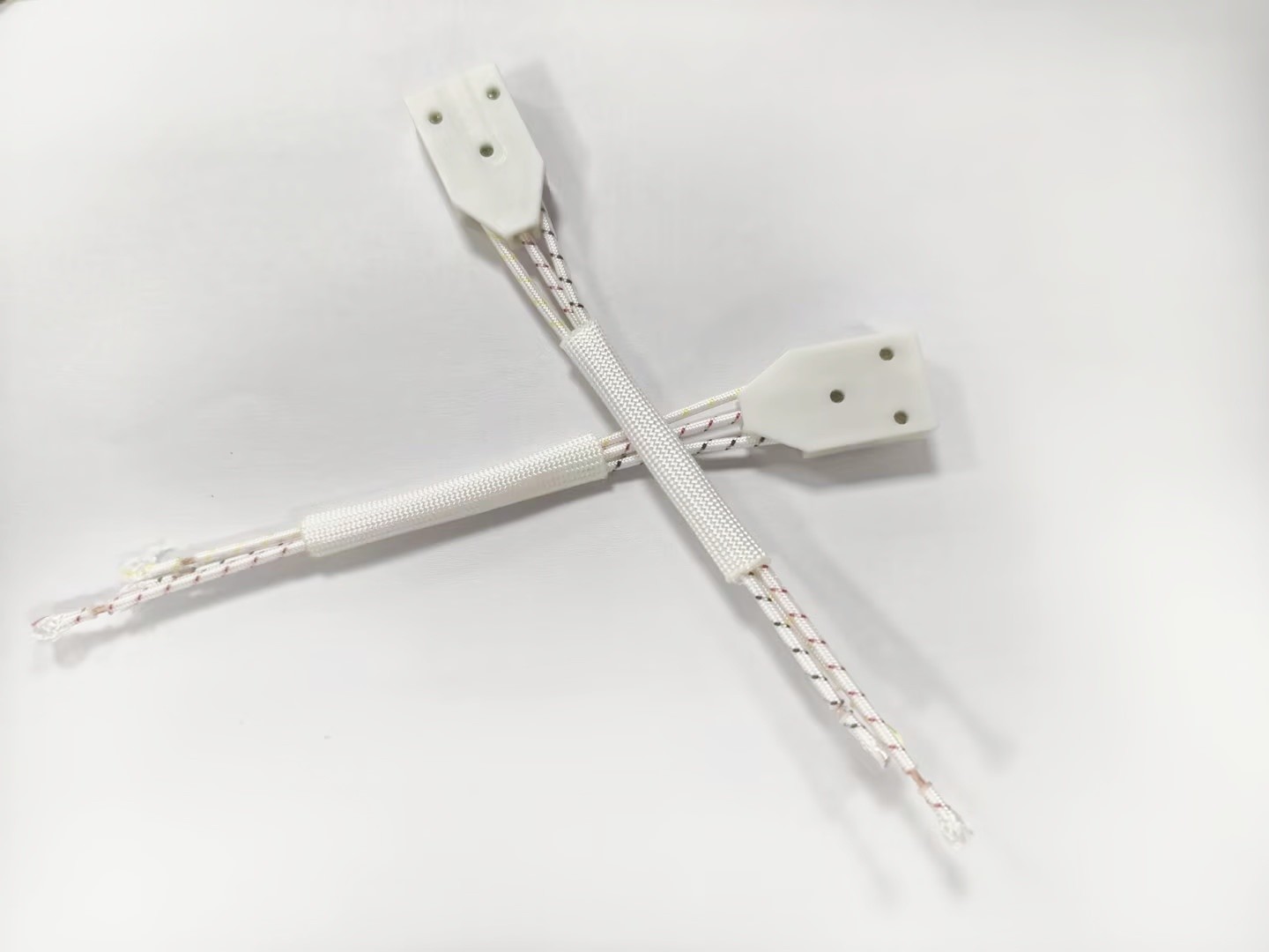 UL94V-0 Flame Resistance Hermetically Sealed Terminal 3500VAC Dielectric
