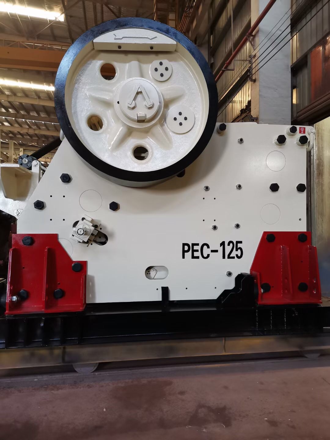 Train Railway ballast mining jaw crusher industrial jaw crusher jaw crusher suppliers jaw crusher sale portable