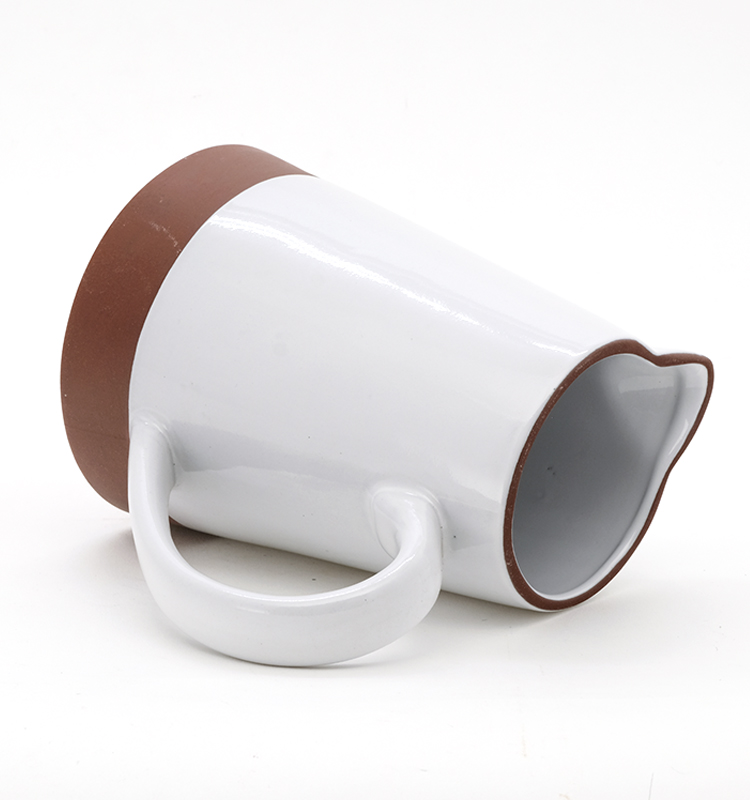 White Ceramic Water Pitcher With Lid Custom Coffee Water Milk Pitcher Multicolored Manufacturing Jugs