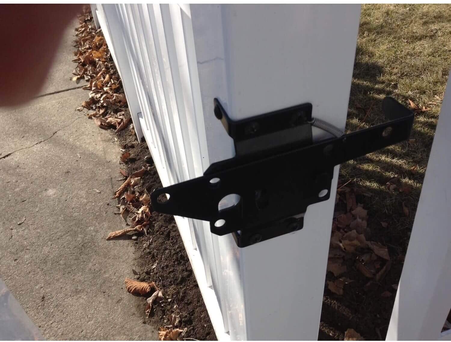 Gate Spring Bolt Cover Stainless Steel Door Latch with Single-side Bracket Structure