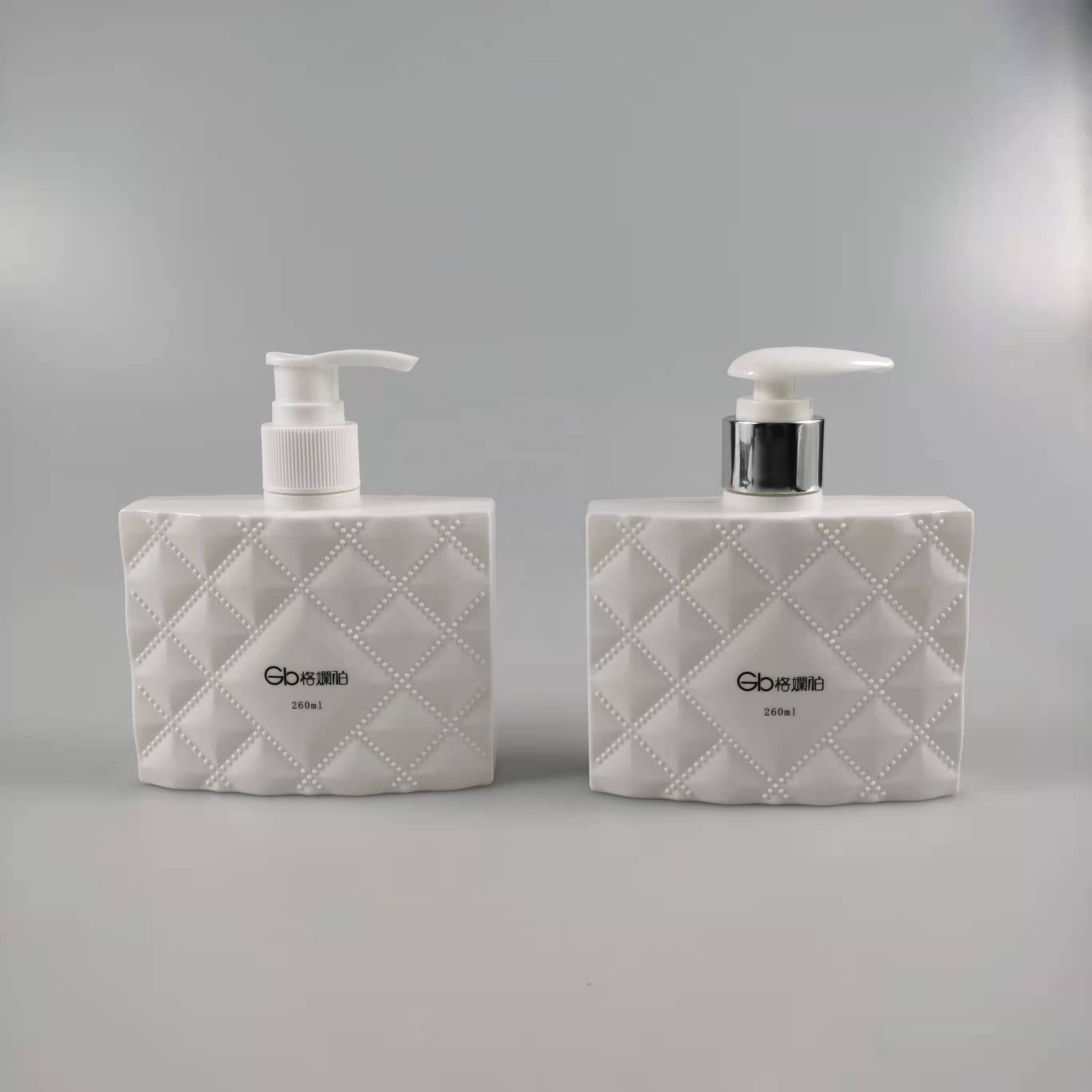 Square Plastic Shampoo Bottle for Lotion Personal Care Products 260ml Empty Packaging