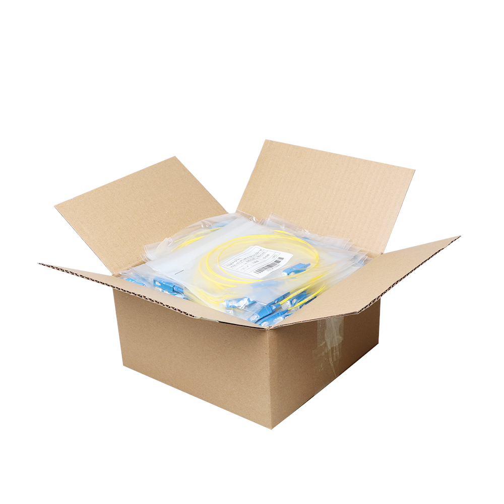 0.9mm Diameter Fiber Cable Assembly 9 / 125 G657A1 SC / UPC Simplex Polished White