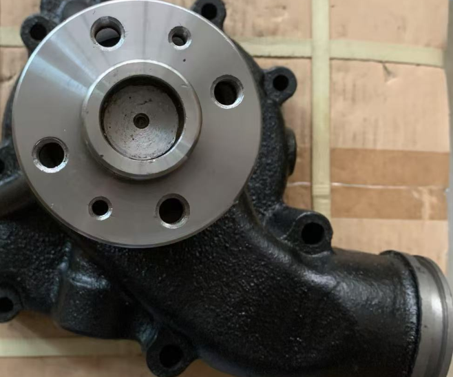 New Four Holes Model 6sd1 Water Pump Isuzu Part No. 1-13610944-0 Hitachi Excavator Ex300-2 Ex300-3 Isuzu 6sd1 6sd1t 6sd1-t