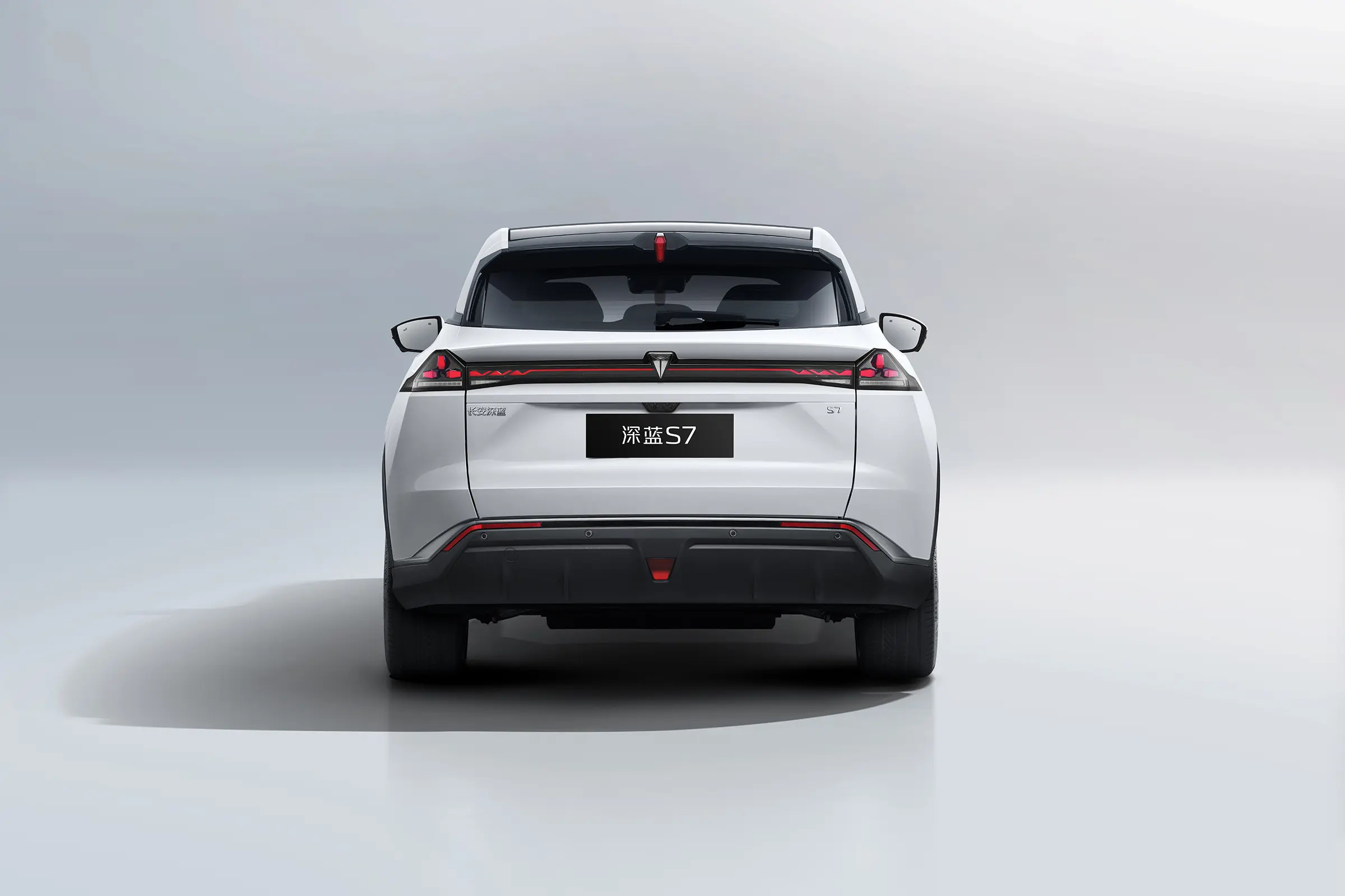 Left Steering Changan Electric Car DeepBlue 07 The Perfect Blend Of Form And Function
