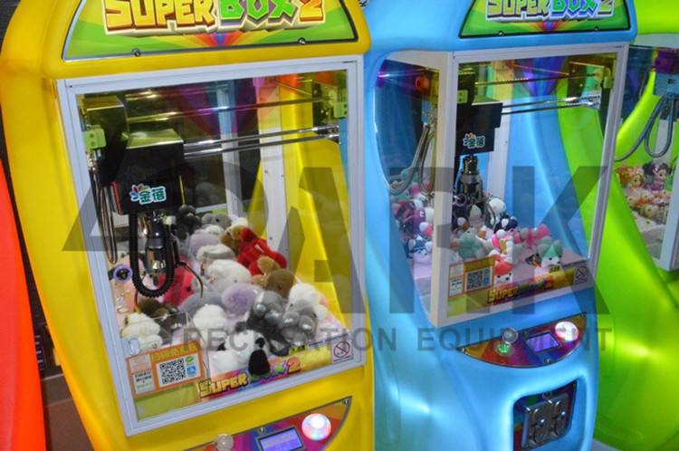Hot Sale Mini Prize Toy Crane Claw Game Machine Claw Crane Club Series Mini Crane Machine