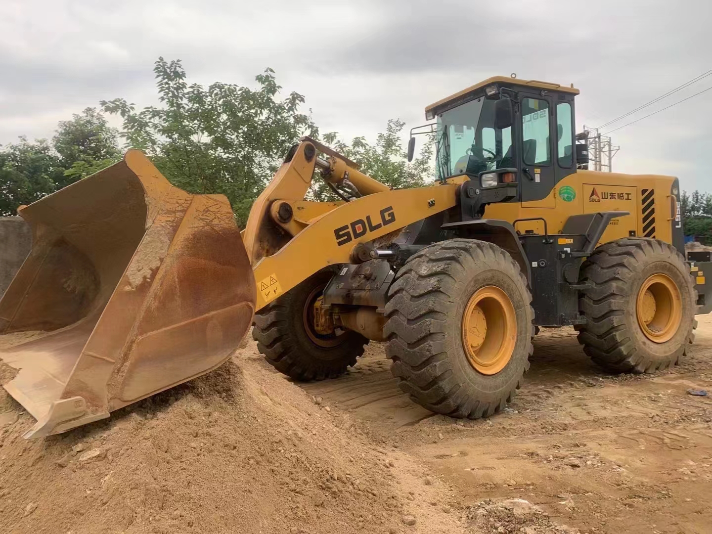 SDLG LG956L Used Mini Wheel Loader with 2.8m3 Bucket Capacity and Top Hydraulic Pump