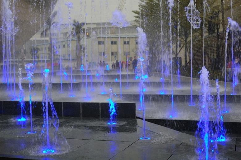 Medium Size Dry Floor Color Changing Water Fountain