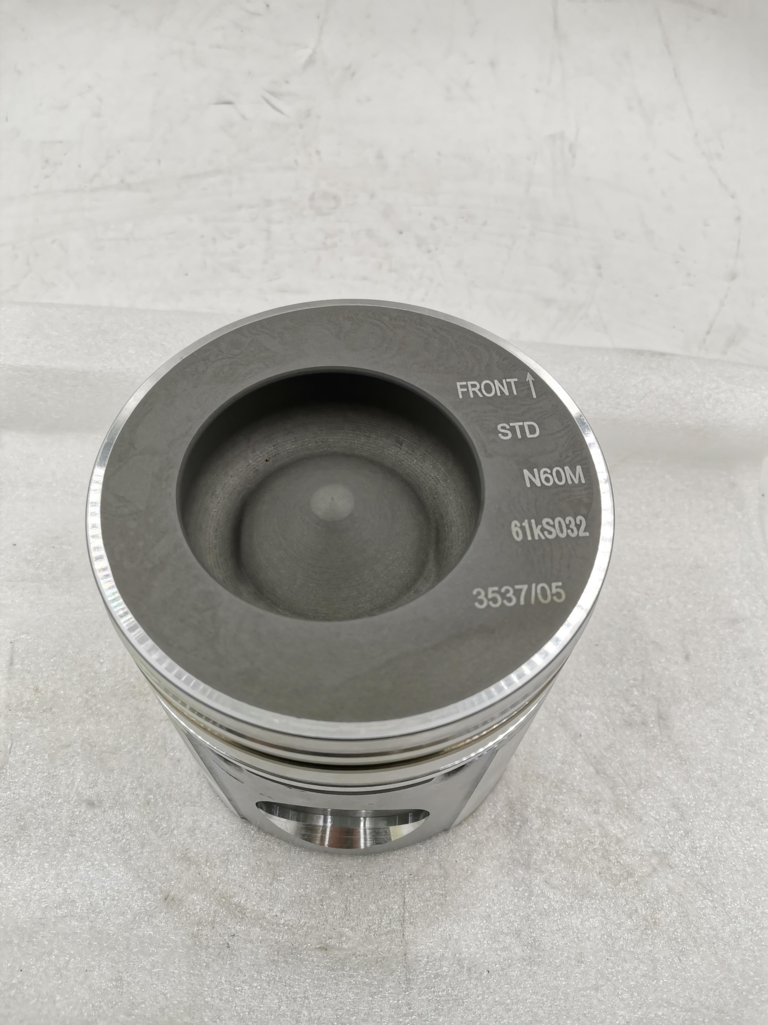 1.76kg 3923537 3923164 3919565 3917707 Diesel Truck 6CTA8.3 6CT8.3 Qsc8.3 Cumminss Engine Piston