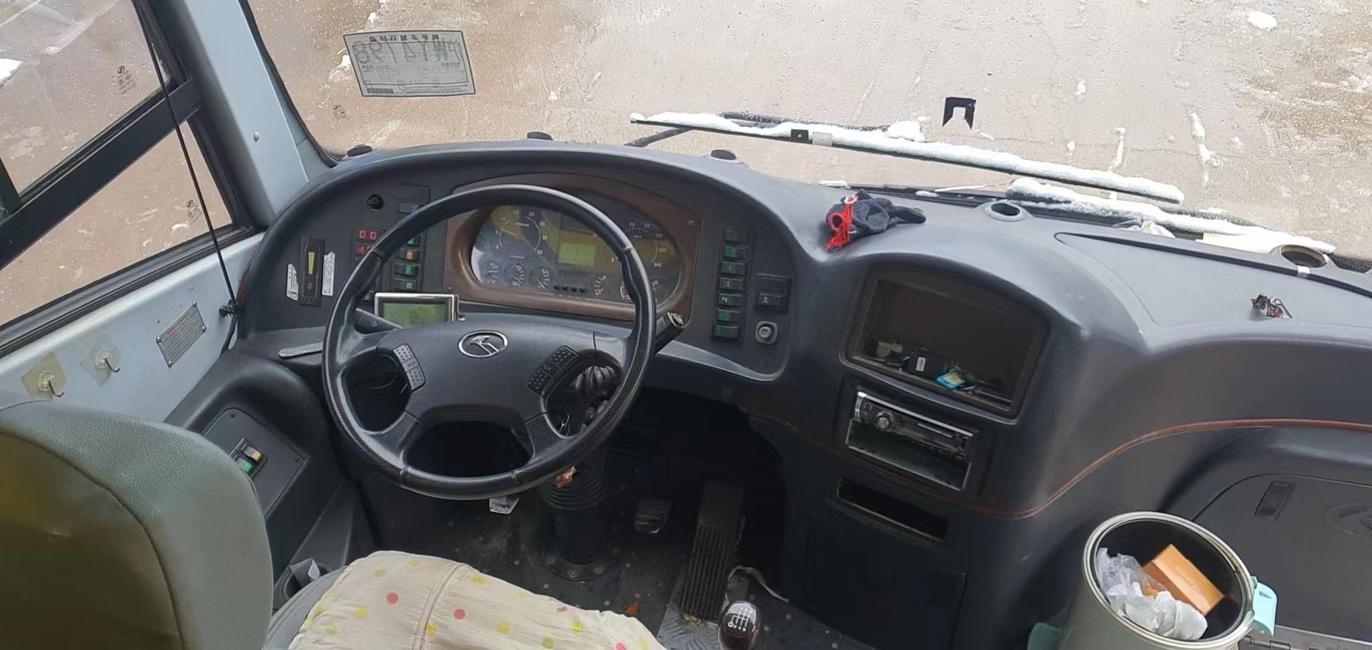 55 Seats Used Coach Bus Second Hand Kinglong XMQ6129 With Diesel Engine LHD Steering