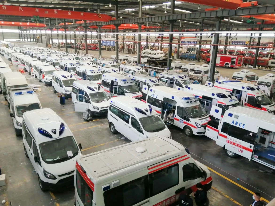 Emergency Ambulance Car With Euro 5 Emission Standard Curb Weight 2970 Kg Medical Rescue Vehicle