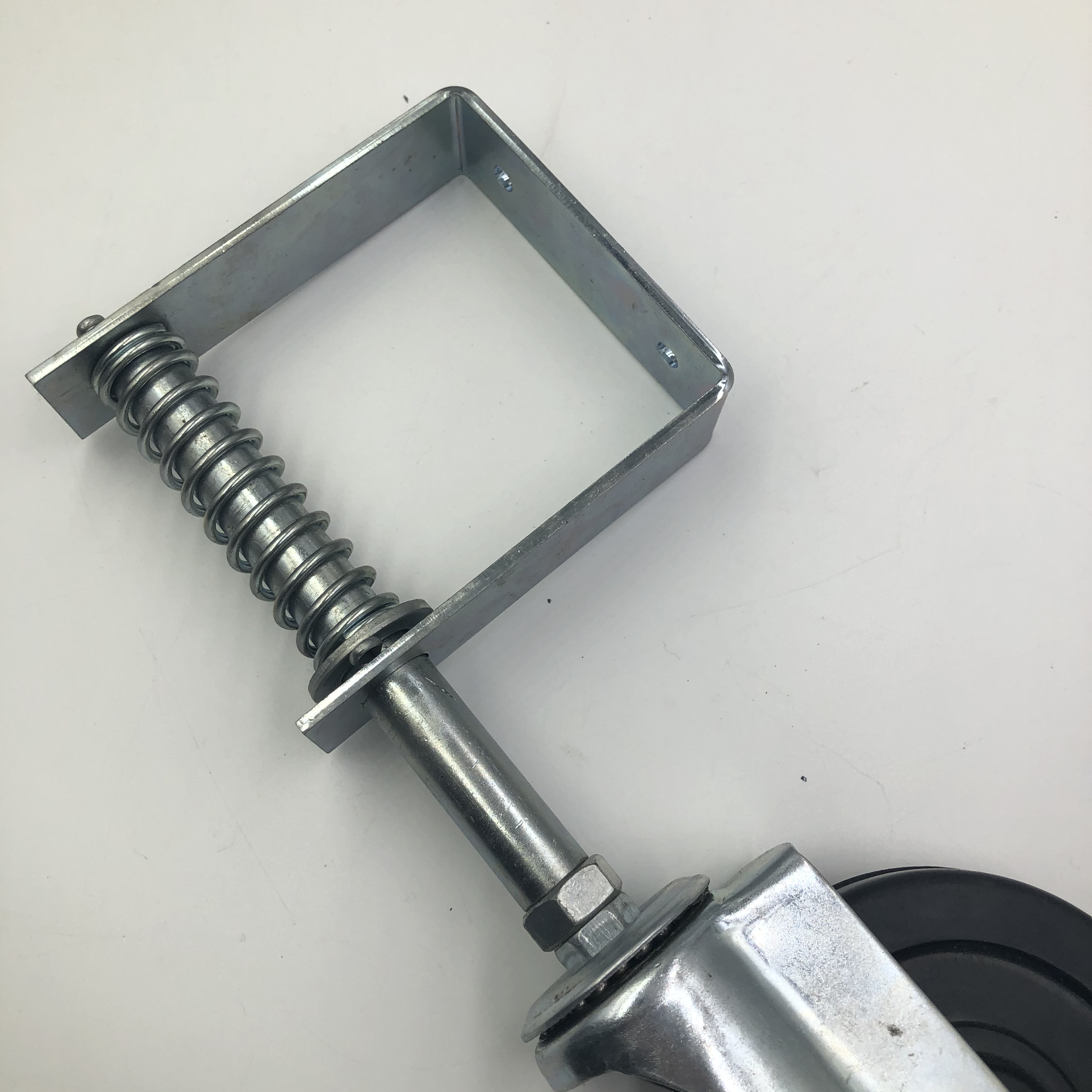 Metal Heavy Duty Aging Resistance Rubber Gate Caster with Zinc Plated Construction