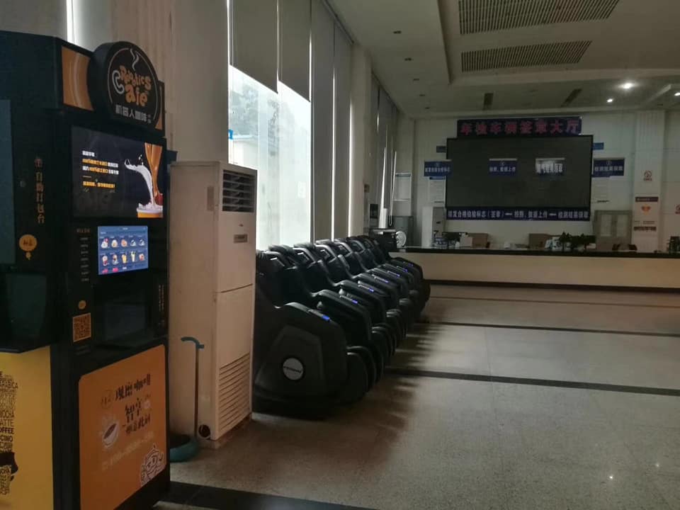 CE Certificated Cashless Instant Coffee Vending Machine OEM ODM