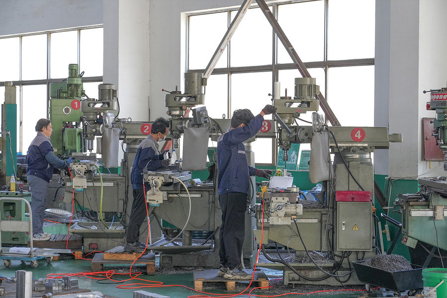 Fully Automatic Aluminum Disposable Plate Making Machine With Mitsubishi PLC