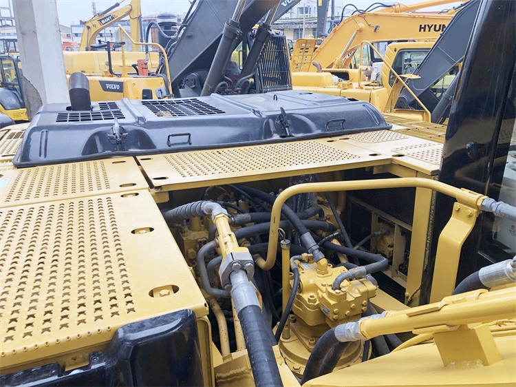 CAT330 Used Excavator from Japan with 30 Ton Capacity and 10.06m Transport Length