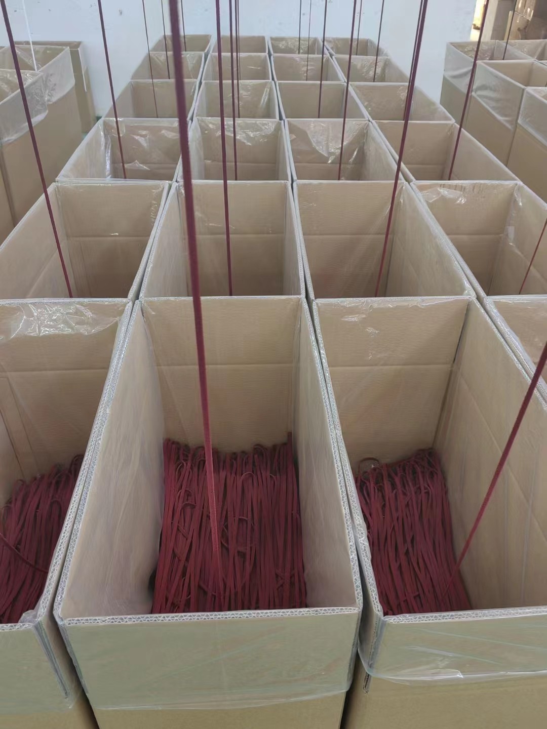 Factory Wholesale 4MM 5MM Colour Flat Elastic Disposable Polyester Earloop