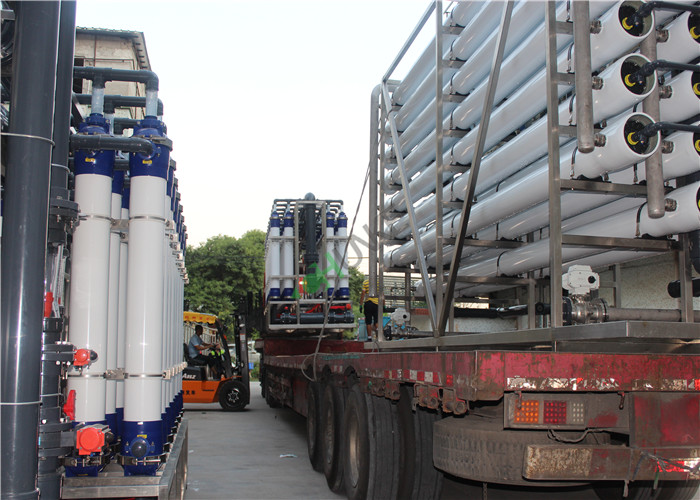100T Large Seawater Desalination Equipment Seawater RO System Customized