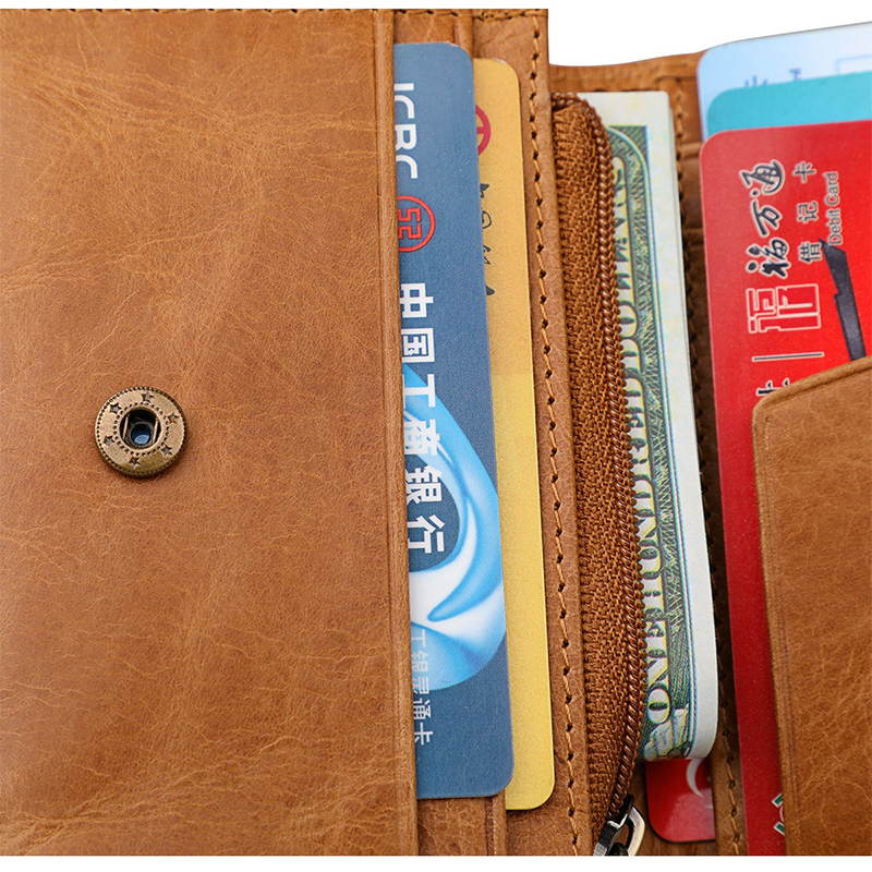 2024 Short Bifold Zipper Wallet for Men Custom Logo and RFID Blocking in Cow Leather