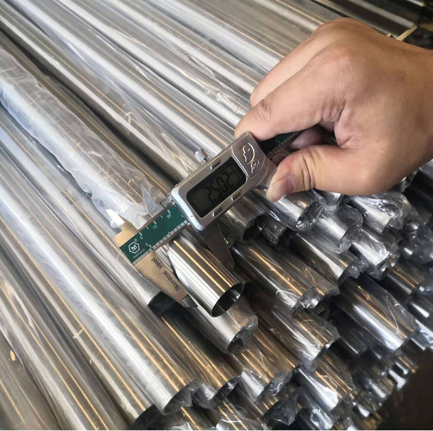 AISI 304 304L Stainless Steel Tube Non Alloy Seamless Square Pipe