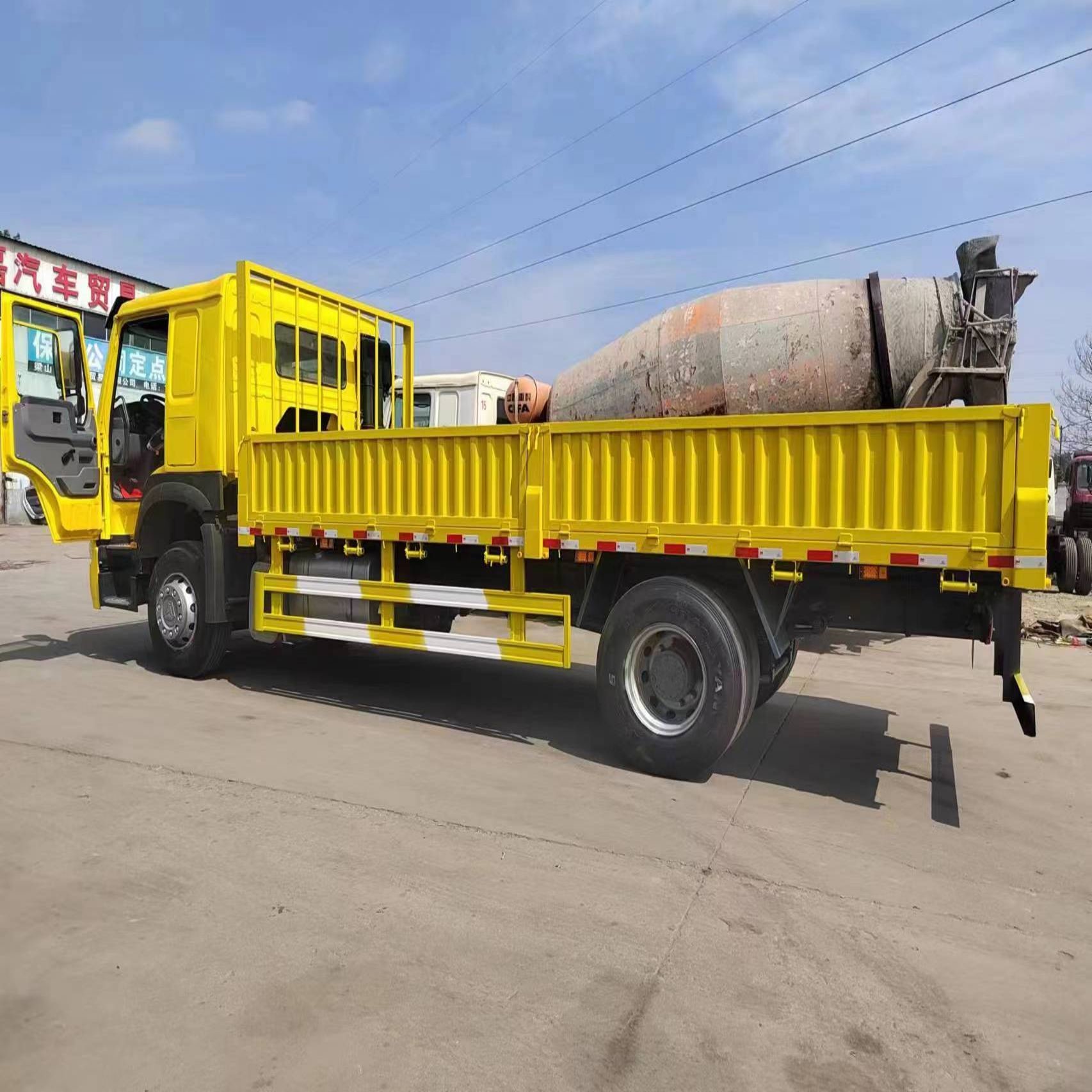 Used Dump Truck Howo336hp Sinotruk Howo 4x4 Tipper 4 Wheeler