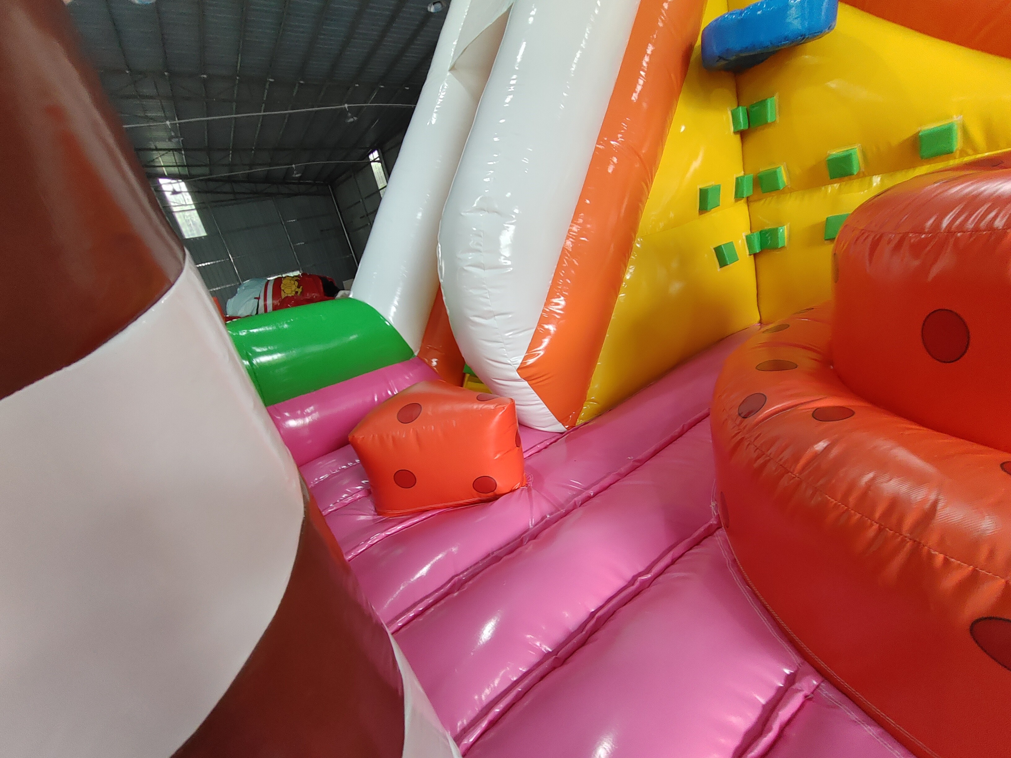 New Design PVC Inflatable Bouncy Castle Cheese Time Inflatable Fun City With High Slide Obstacle Course For Rental