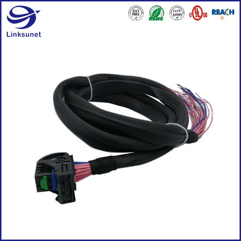 Automobile Wiring Harness With 4 Row Crimp CMC 64319 Connector