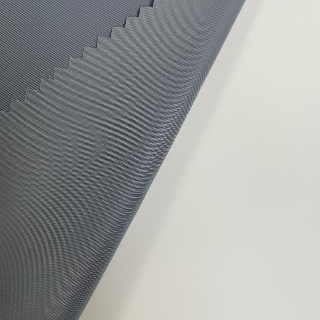 123GSM 100%P 75D*75D Polyester fabric