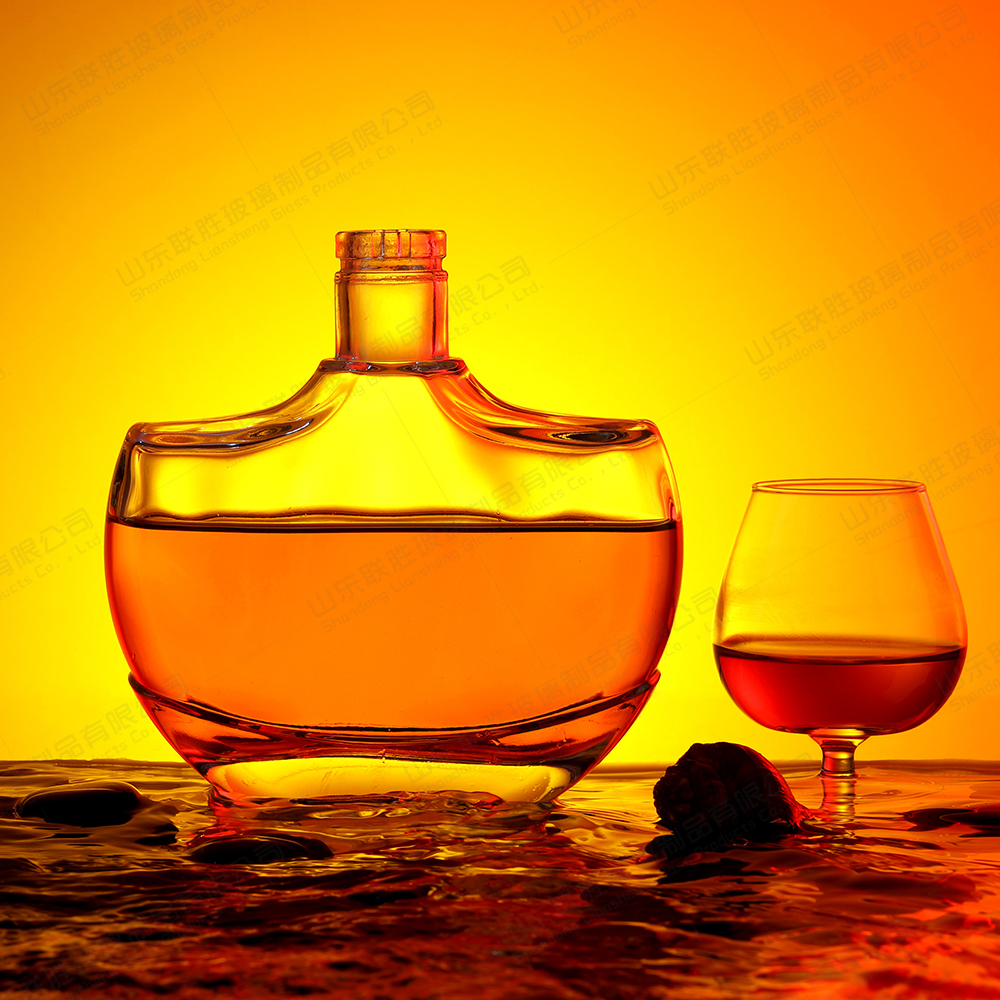Hot Stamping Unique Shape Glass Liquor Wine Vodka Tequila Bottle with Sealed Cork Lid