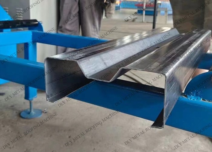 C80 Z120-300 Purlin Forming Machine 1.5-3.5mm Thickness