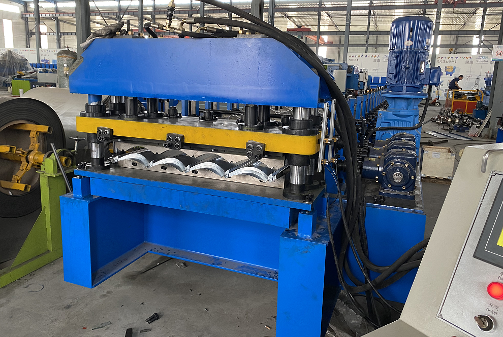 step tile rolling forming machine