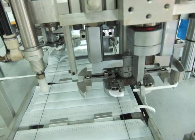 Earloop Non Woven Face Mask Making Machine