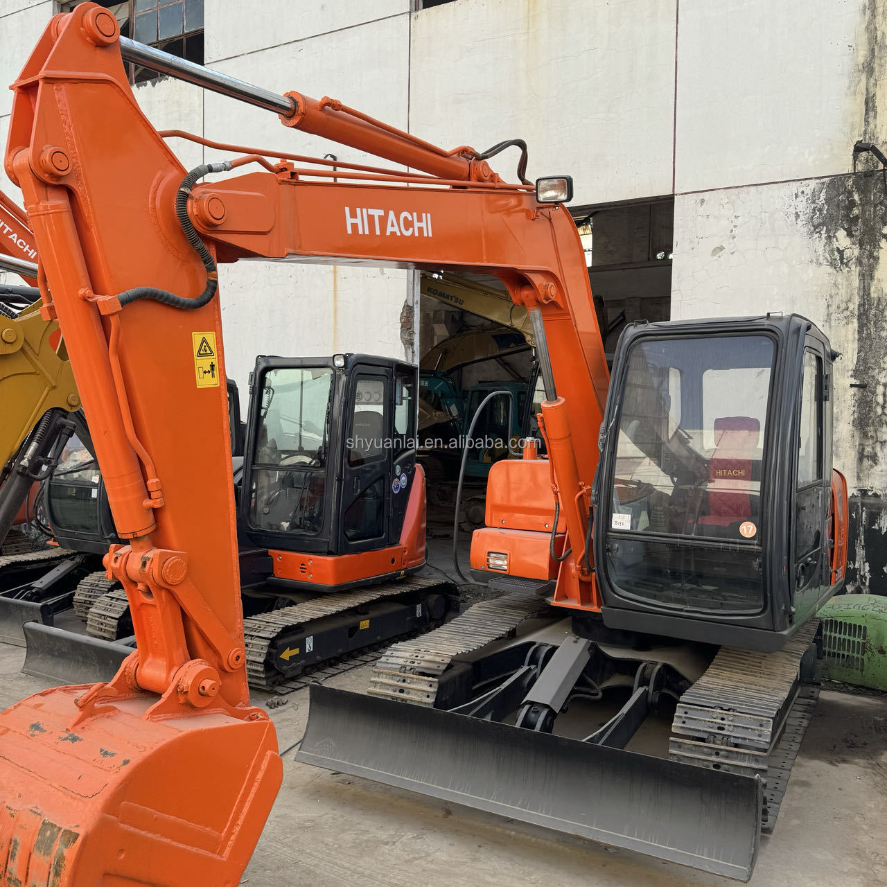 Hitachi EX60 Mini Small Digger Excavator Original Japan 6000kg Whatsapp 8617821713077