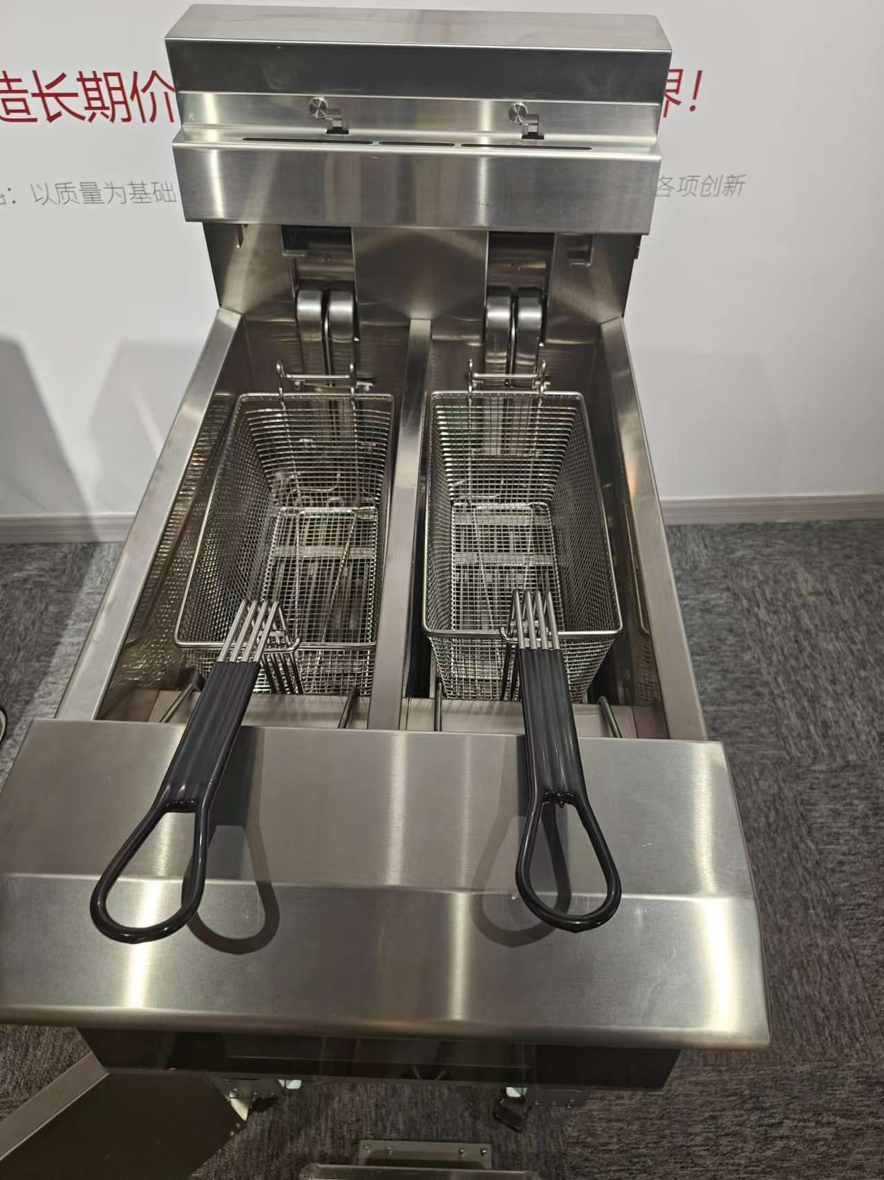 14.3kw 380V Touchscreen Smart Panel With Oil Filter System Electric Open Fryer