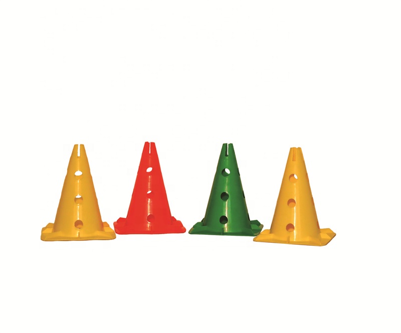 30g Soccer Training Agility Cones for Free-Kicks Goalkeeper on Grass Ground Coaching