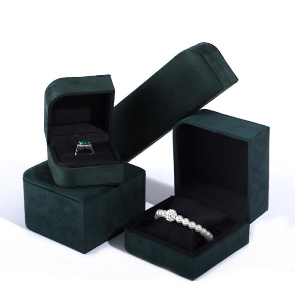 Luxury Green Microfiber Leather Jewelry Package for Earrings and Rings from