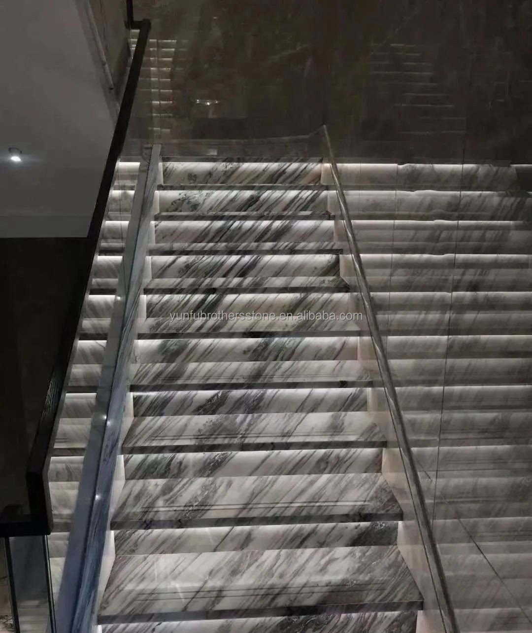 Modern Design Indoor Stair Step Riser Polished Natural Stone Material for Indoor